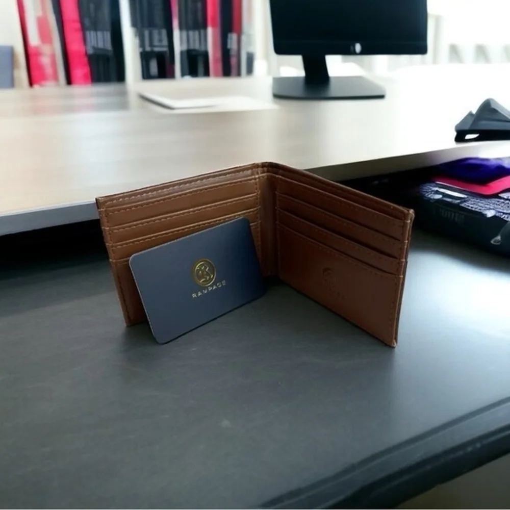 RAMPAGE Brown Leather Bifold Folding Credit Card Manager Men Wallet 4.5x3.25 NWT